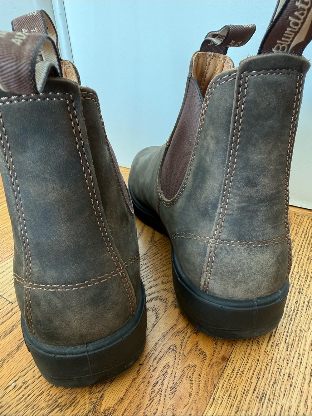 Blundstone 585 Classic Chelsea Boots Mens 10 US Rustic Brown AUS 9 - Picture 12 of 16